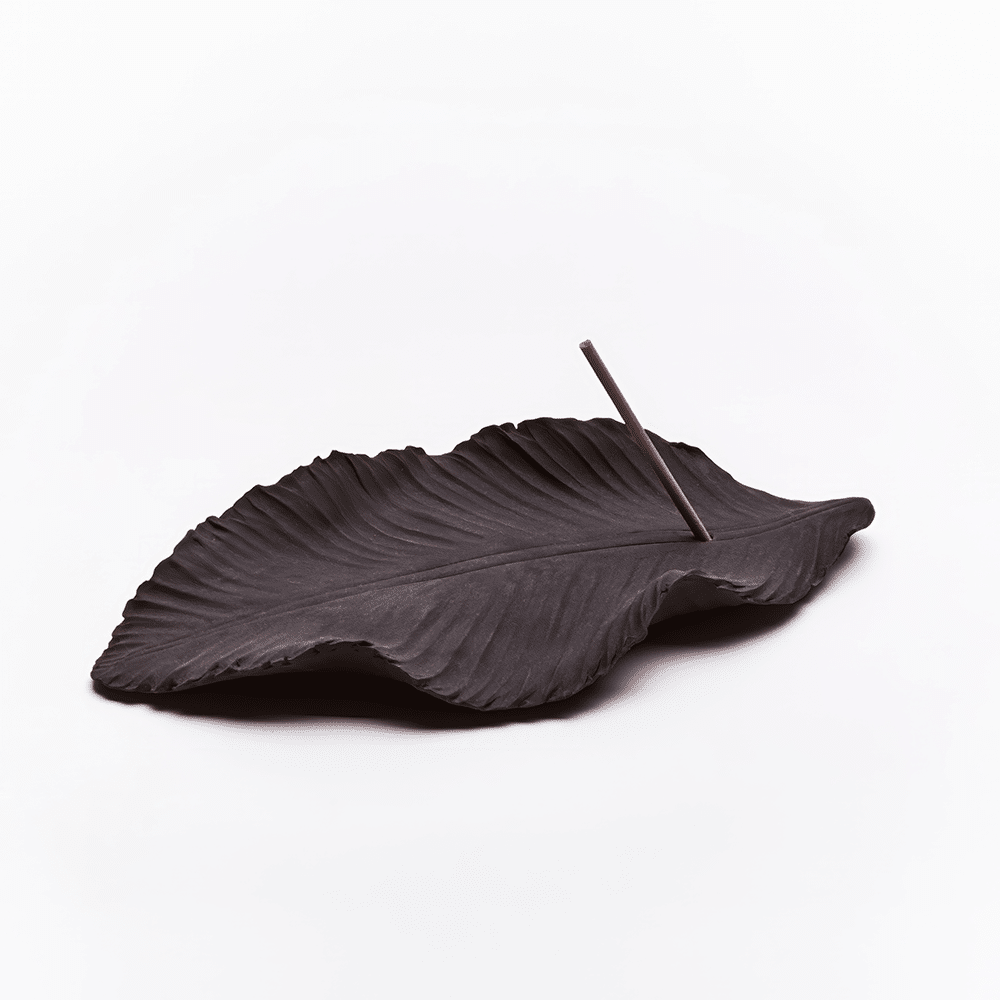 anoq_leaf_dark_2 Black Leaf - Incense Holder - Ansicht 1